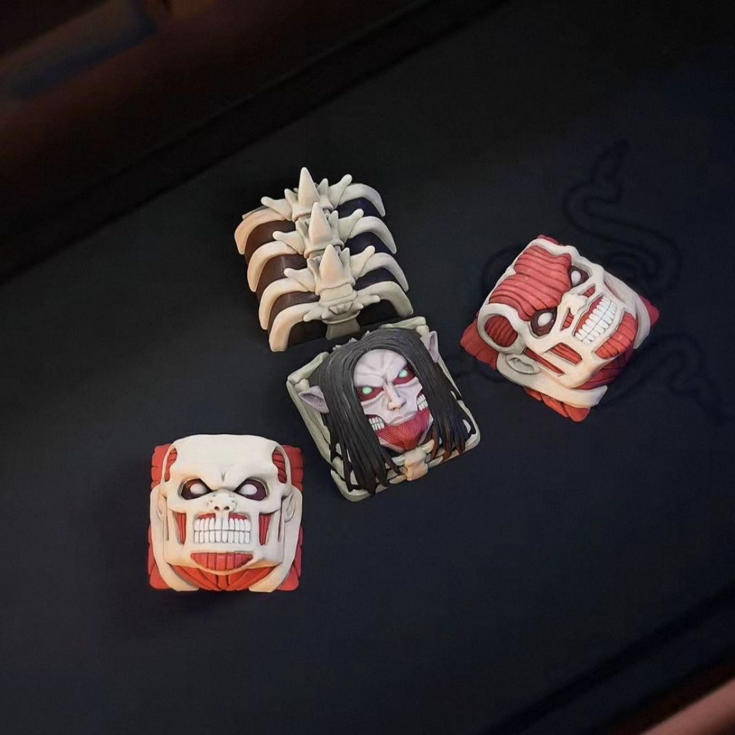 Nowy zestaw keycapów Attack on – Model Kit Titanic recenzja i cena